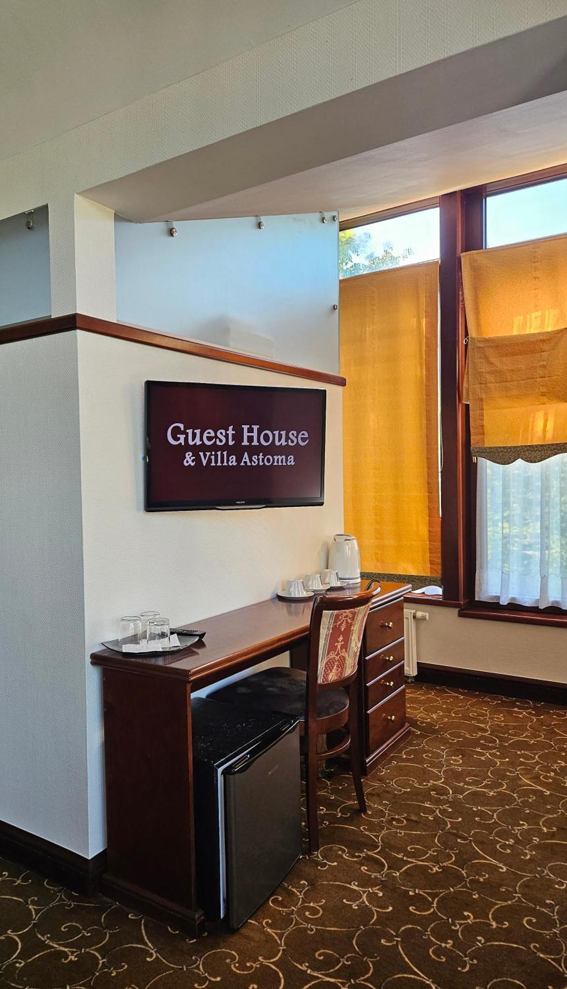 Guest House & Villa Astoma Palanga Exterior photo